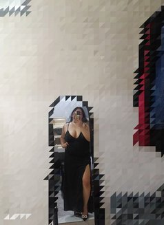 Scarlett Queen - escort in Manila Photo 5 of 21