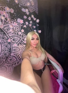 Scarlette d'Hrdfcker - Acompañantes transexual in Cebu City Photo 2 of 17