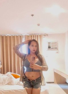 Scarlette Jade - Transsexual escort in Cebu City Photo 2 of 7