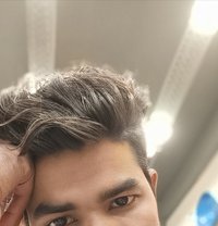 Scholer Ashish - Male adult performer in New Delhi