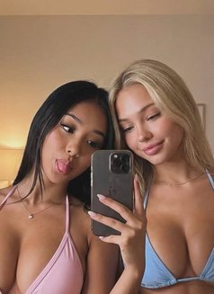 Scissoring Naught Girls - escort in Hong Kong Photo 1 of 5