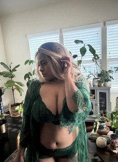 Scottie - puta in Liverpool Photo 3 of 3