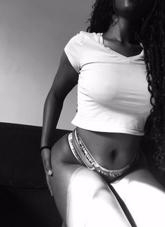 Scotty - escort in Nairobi Photo 2 of 4