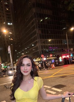 Scrazy horse - Transsexual escort in Singapore Photo 30 of 30