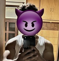 Sculpted Hunk - Male escort in New Delhi