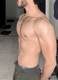 Sam - Male escort in Pune Photo 5 of 18