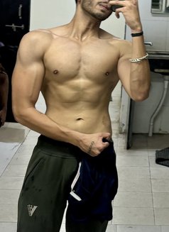 Sam - Male escort in Pune Photo 6 of 18