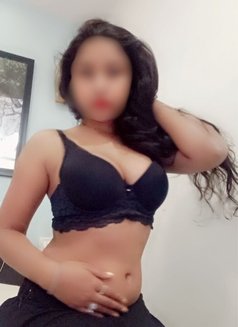 Escort in Bangalore, Tamil Girl - Agencia de putas in Bangalore Photo 4 of 5