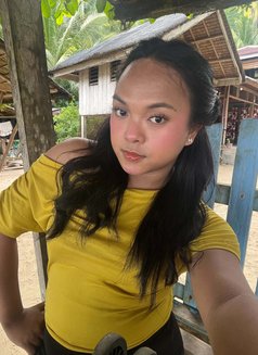 Sean - Transsexual escort in Davao Photo 2 of 3