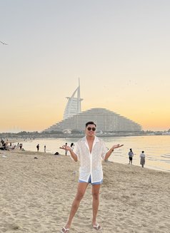 Sean - Male escort in Manila Photo 4 of 4