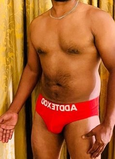 Sean The Gigolo For Foreign Ladies - Male escort in Colombo Photo 4 of 7