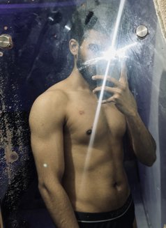 Sebastian - Acompañantes masculino in Lucknow Photo 1 of 2