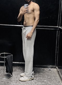 Sebastian - Male escort in Lucknow Photo 5 of 5