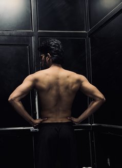 Sebastian - Male escort in Lucknow Photo 4 of 7