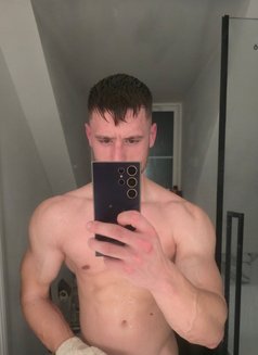 Sebastian Lucovski - Male escort in London Photo 12 of 13