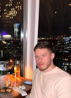 Sebastian Lucovski - Male escort in London Photo 12 of 12