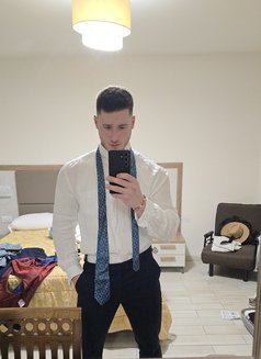 Sebastian Lucovski - Male escort in London Photo 13 of 15