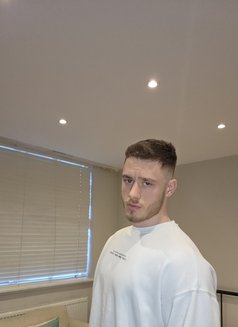 Sebastian Lucovski - Male escort in London Photo 2 of 16