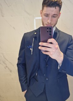 Sebastian Lucovski - Male escort in London Photo 10 of 13