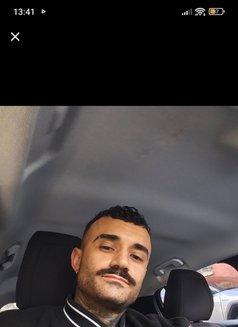 Sébastien94 - Male escort in Dubai Photo 7 of 9