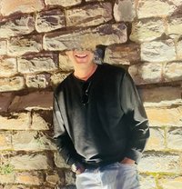 Secret friend for female ... . - Male escort in Chandigarh
