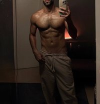 Secret Guy Vip for Couple - Acompañantes masculino in Georgetown, Penang