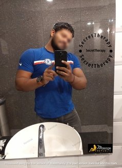 Secret Therapy シークレット・セラピー - Male escort in New Delhi Photo 14 of 16