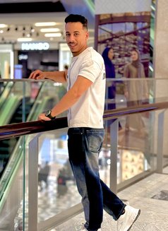 Secret Touch - Male escort in Abu Dhabi Photo 5 of 7