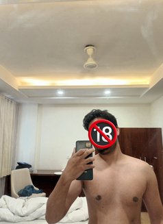 Secret Unpaid Therapist - Male escort in Jaipur Photo 5 of 6