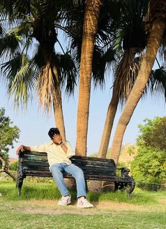 Secret Unpaid Therapist - Male escort in Jaipur Photo 6 of 6