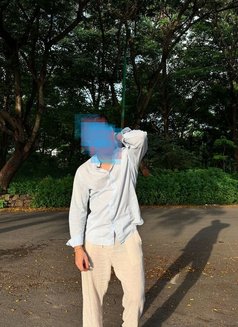 Secure & Private Meet - Male escort in Chandigarh Photo 2 of 3