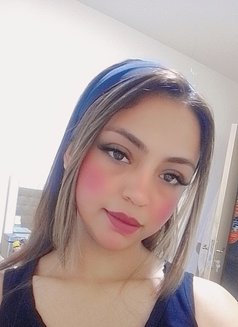 Sedraa - adult performer in Erbil Photo 1 of 12