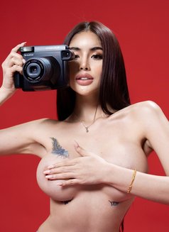 Seductive Jenny - escort in Seoul Photo 9 of 13