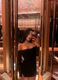 Seductive Kassandrakate (GFE) - Transsexual escort in Manila Photo 29 of 30