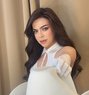 Seductive Luna - Transsexual escort in Manila Photo 6 of 12