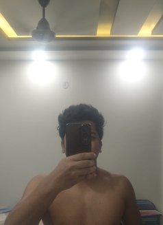 Seductive Massager - Male escort in New Delhi Photo 1 of 1