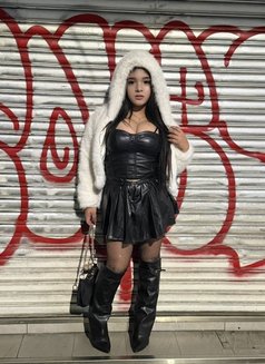 Seductive Aiko - Transsexual escort in Manila Photo 28 of 30