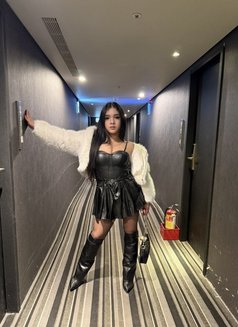 Seductive Aiko - Transsexual escort in Manila Photo 29 of 30