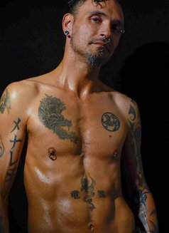 Seductive Sinner - Male escort in Niagara Falls Photo 9 of 10