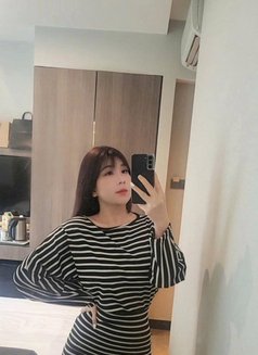 See Naa - escort in Al Manama Photo 1 of 4