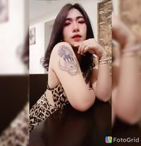 See See - escort in Al Juffair