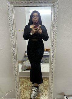 See - escort in Al Manama Photo 4 of 4