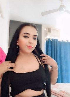 Seema 𝟳𝟬𝟳𝟴𝟲𝟳𝟴𝟵𝟴𝟳 - escort in Gurgaon Photo 3 of 28