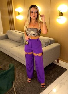 Seema 𝟳𝟬𝟳𝟴𝟲𝟳𝟴𝟵𝟴𝟳 - escort in Gurgaon Photo 27 of 28