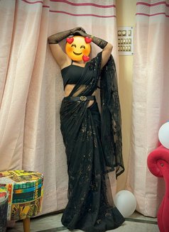 Seema House Wife - escort in New Delhi Photo 5 of 8
