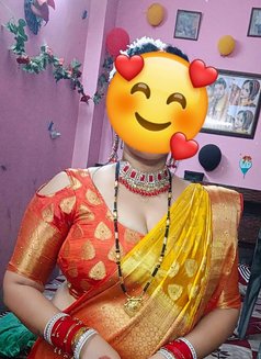 Marred house wife π€ - escort in Gurgaon Photo 1 of 16