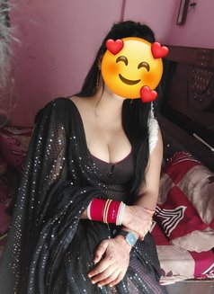 Marred house wife π€ - escort in Gurgaon Photo 8 of 16