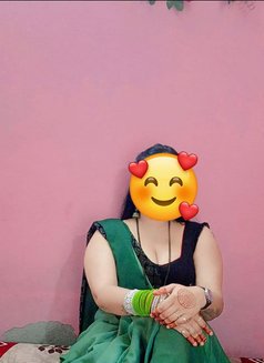 Marred house wife π€ - escort in Gurgaon Photo 15 of 16