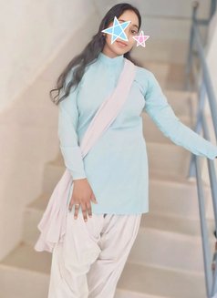 Seema Independent Cam Show and Meet - puta in Vijayawada Photo 2 of 2