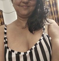 Seema - escort in Mumbai